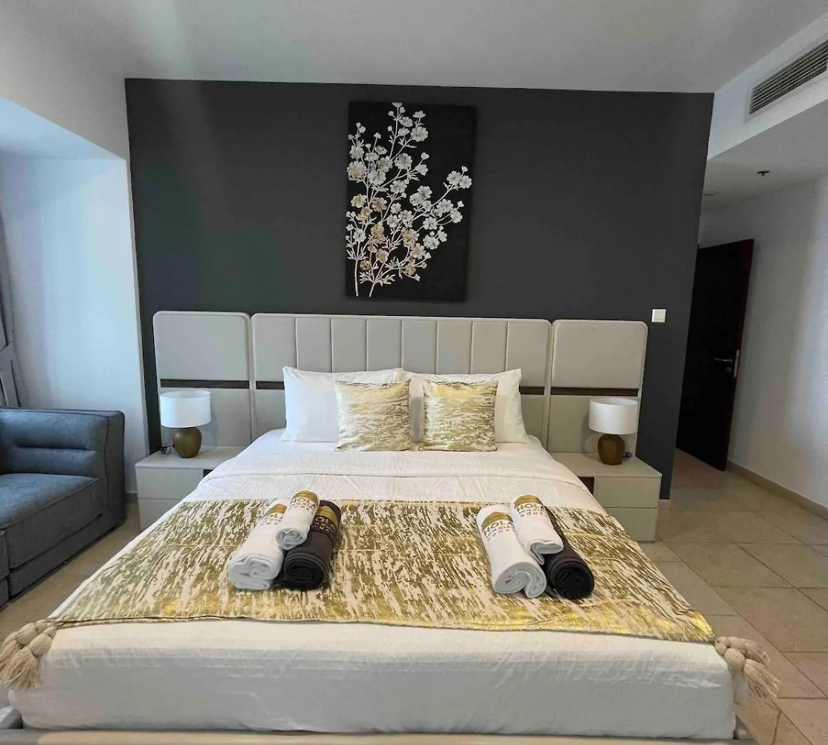 Luxury 2-Bedroom In Dubai Marina With Sea View