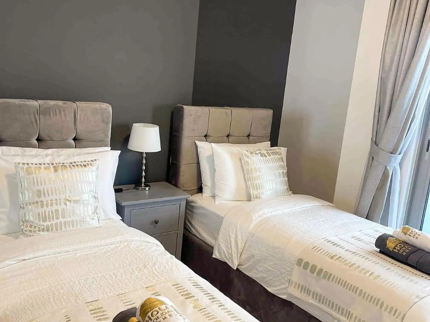 Apartment Luxury 2-Bedroom In Dubai Marina With Sea View